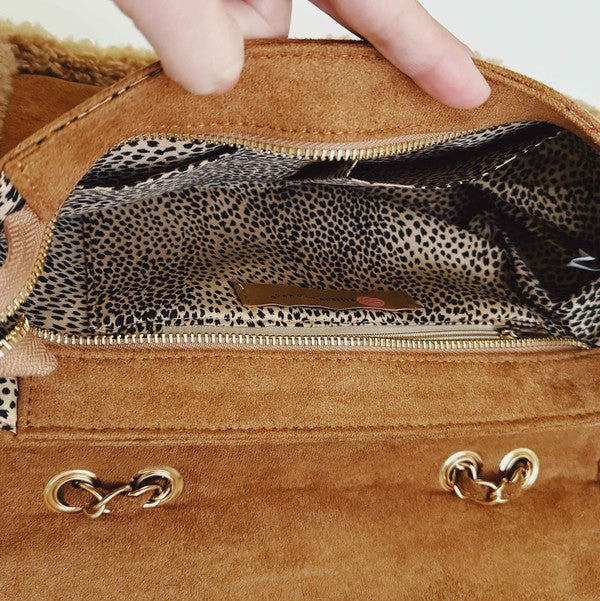 The Teddy Shoulder Bag